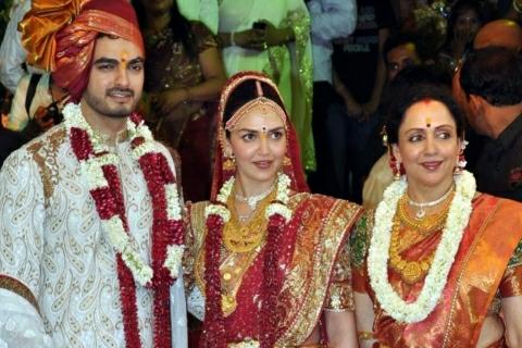Hema malini daughter marriage